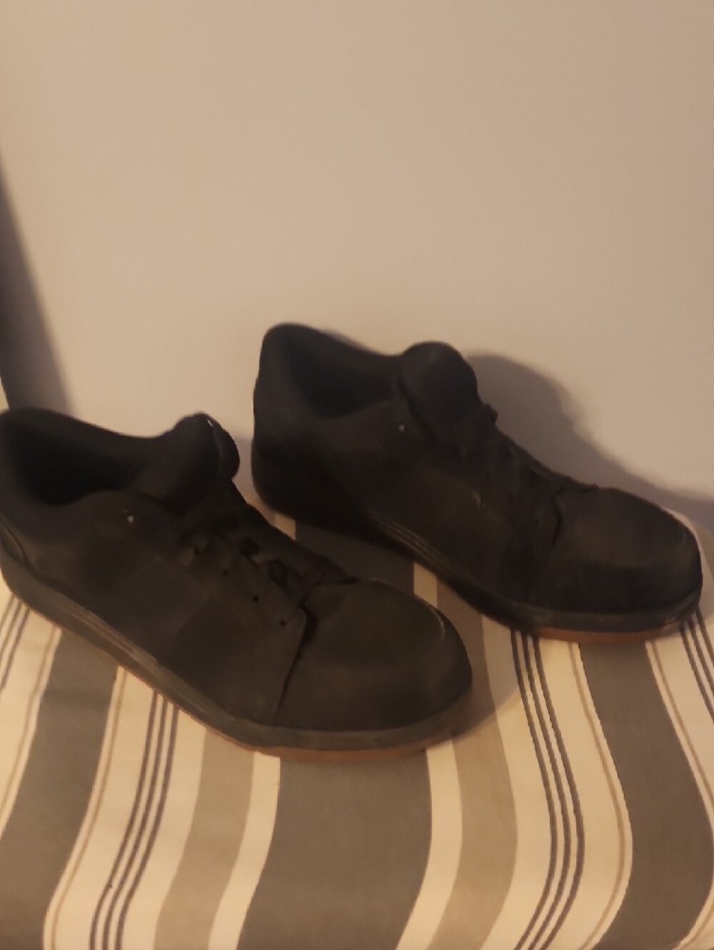 Brahma Men's Black Steel Toe Lace-Up Sneakers - Picture 4 of 5